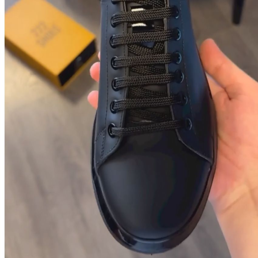 Black Men's Sneakers