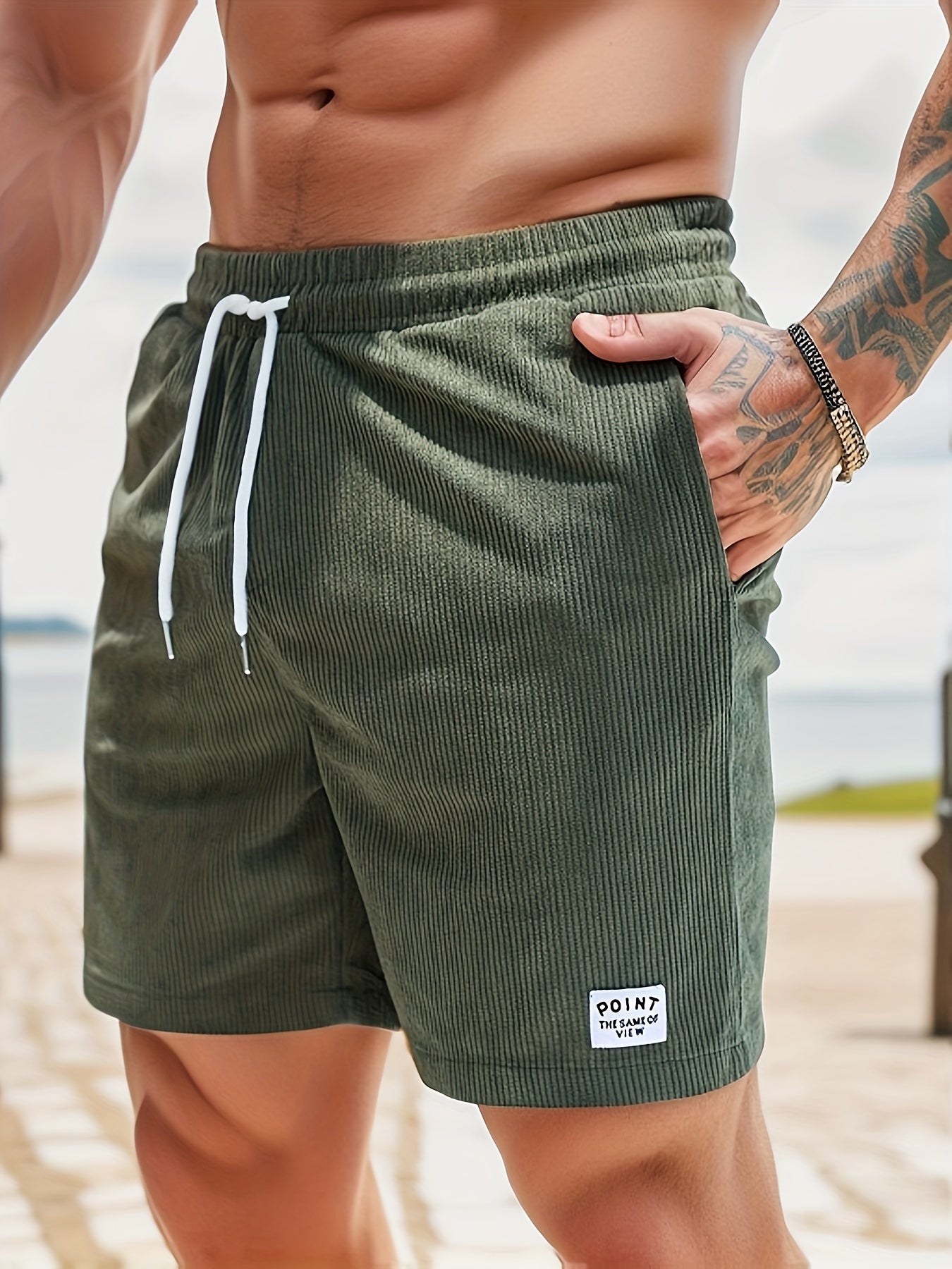 Regular Fit Shorts with Drawstring and Pockets