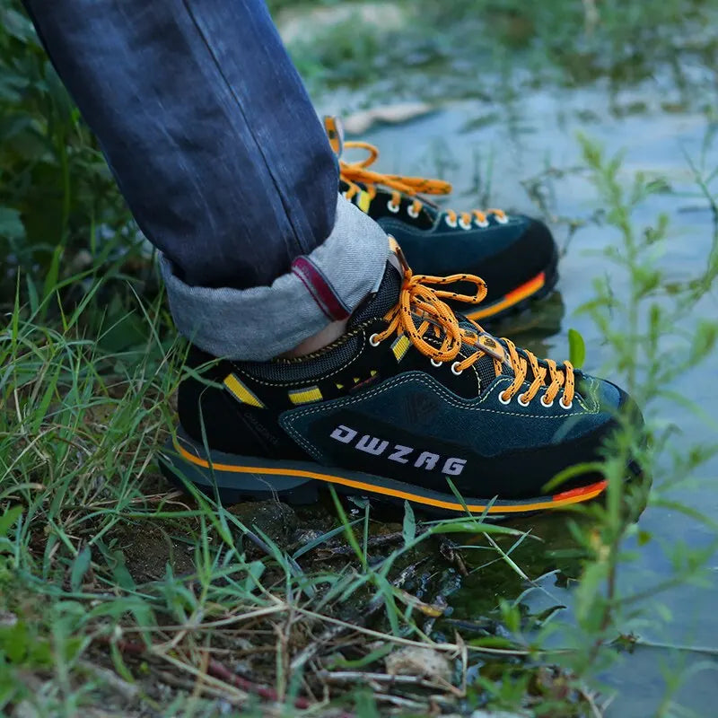 Hiking Shoes with Insole